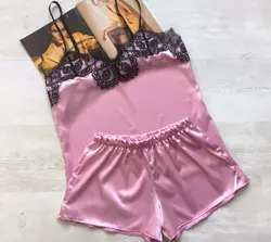 Пижама атласная женская розовая